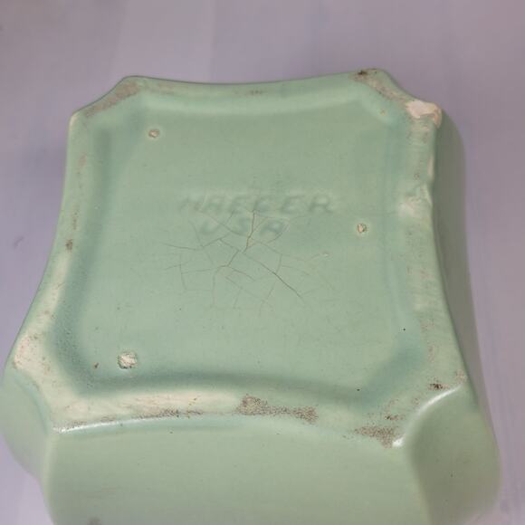 Vintage Haeger Pottery Planter Large, Mint Green Chip - Picture 7 of 7
